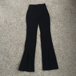 ALO Yoga Airbrush High-Waist Flutter Legging